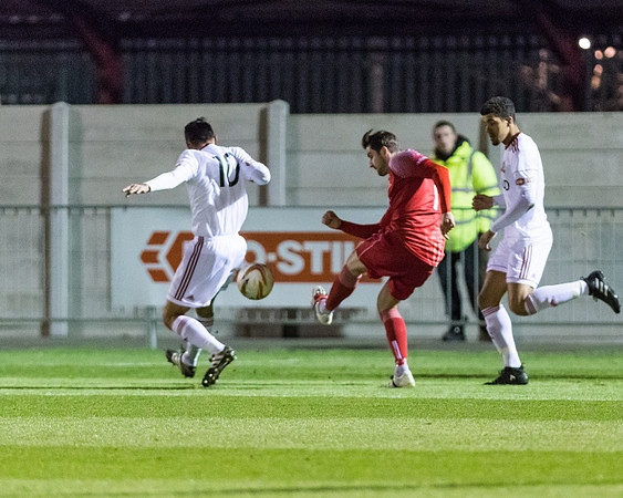 Hayes and Yeding 0 Rams 2
