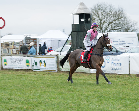 Race 3 - Skinners Ladies Open Race