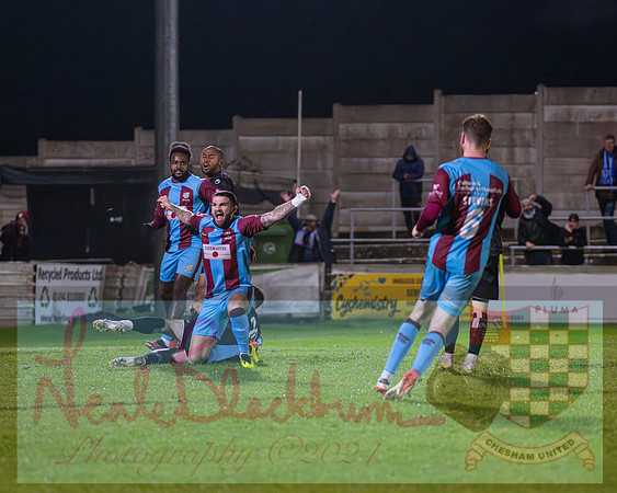 Chesham Utd 3 v 1 Chippenham Town (268 of 416)