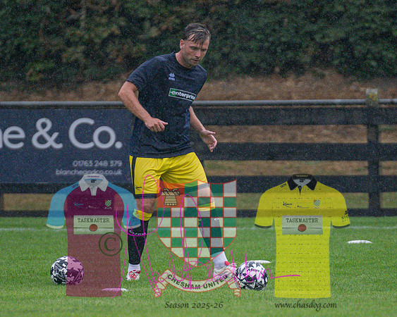 Royston Town 2 v 2 Chesham United (40 of 341)