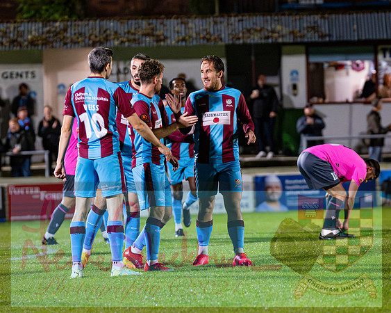Chesham Utd 4 Bishops Cleeve 0 (105 of 405)