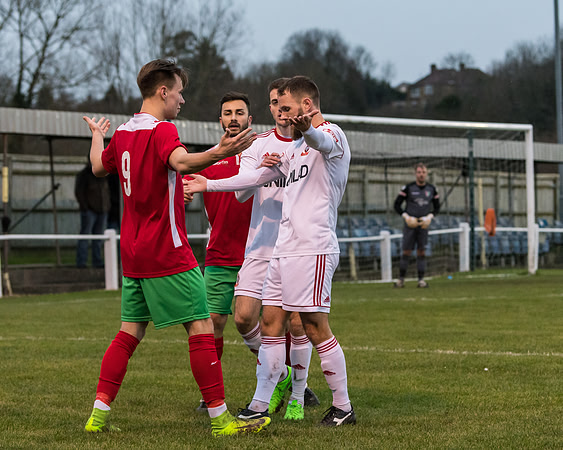 Chalfont Saint Peter 4 - Rams 2