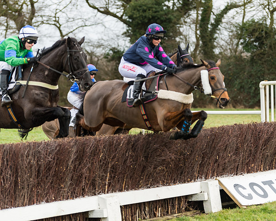Kimblewick Easter Meeting 2017