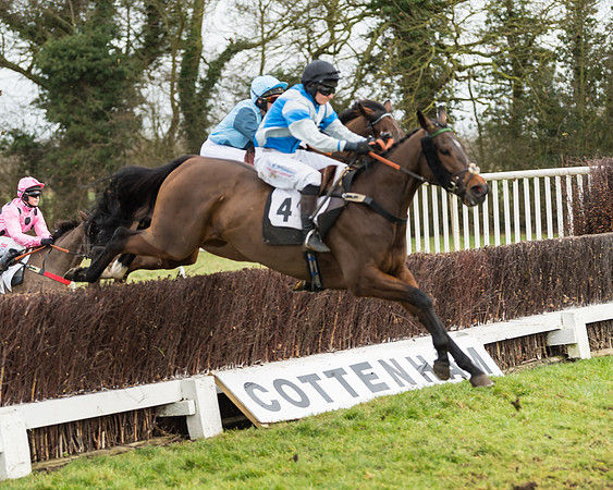 Kimblewick Easter Meeting 2017