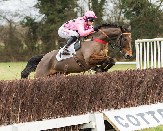 Kimblewick Easter Meeting 2017