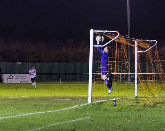 Hartley Wintney 0 Beaconsfield Town 1