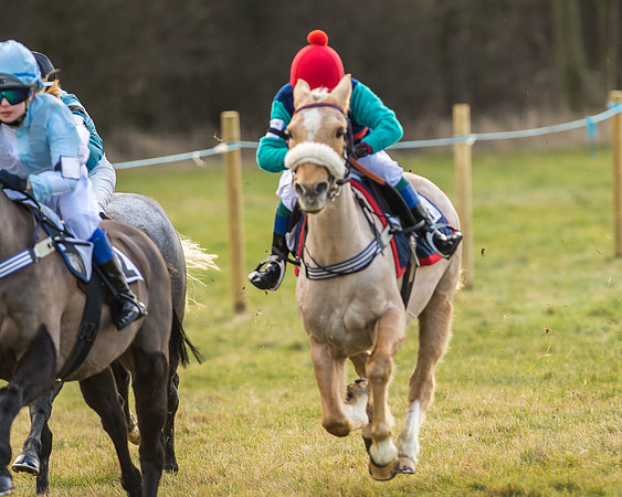 Kimblewick Easter Meeting 2017