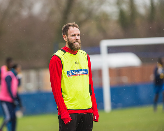 Barton Rovers 2 Beaconsfield Town 3