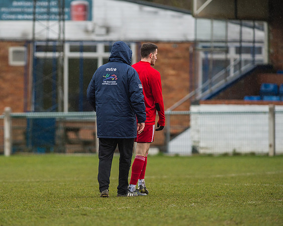 Barton Rovers 2 Beaconsfield Town 3
