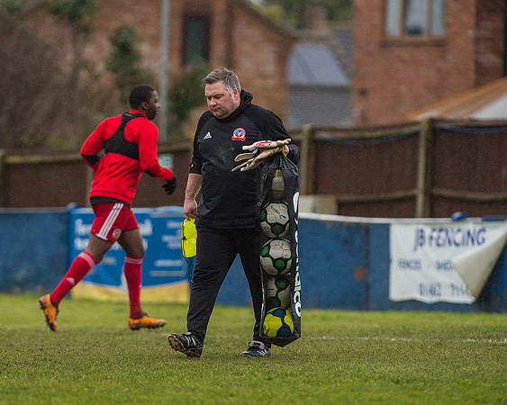Barton Rovers 2 Beaconsfield Town 3