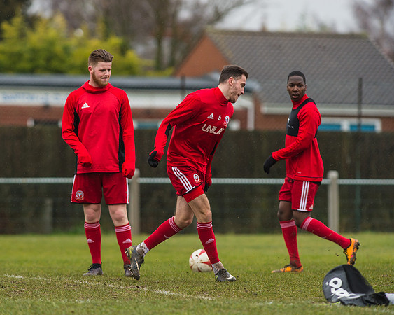 Barton Rovers 2 Beaconsfield Town 3