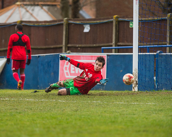 Barton Rovers 2 Beaconsfield Town 3