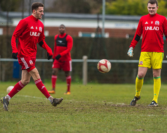 Barton Rovers 2 Beaconsfield Town 3