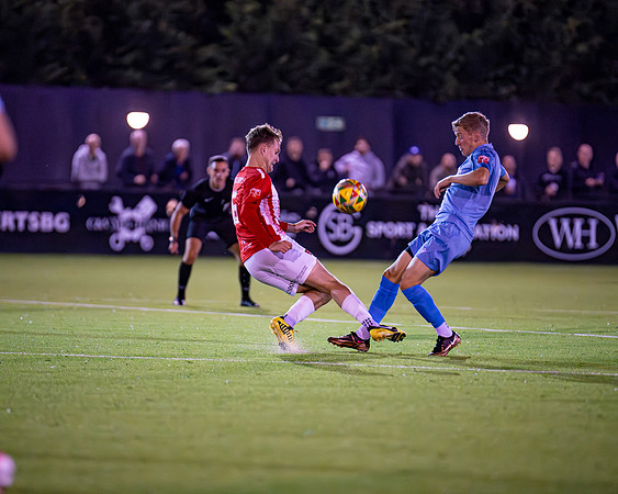 Bracknell Town 0 Beaconsfield Town 3 (18 of 407)
