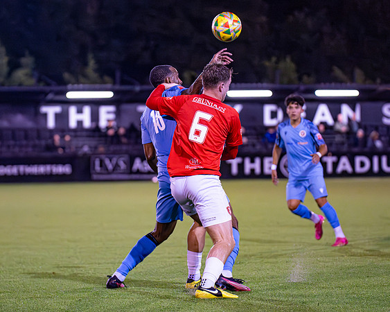 Bracknell Town 0 Beaconsfield Town 3 (75 of 407)