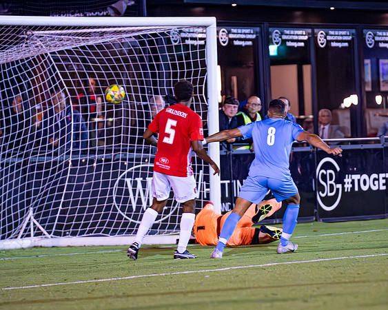 Bracknell Town 0 Beaconsfield Town 3 (122 of 407)