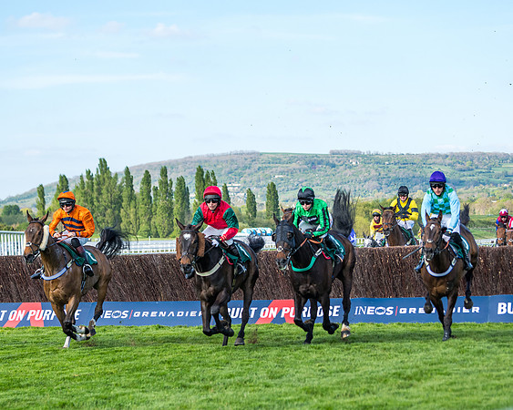 Race 2  -  Intermediate Point to Point Hunters' Steeple Chase (89 of 277)