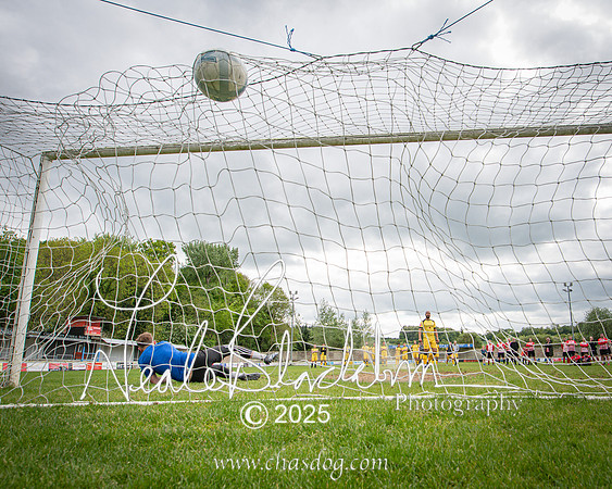 Penalty shoot out (26 of 50)