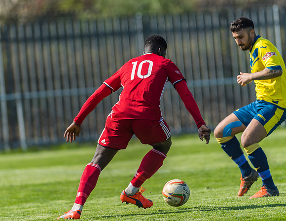 Moneyfields 2 Rams 4