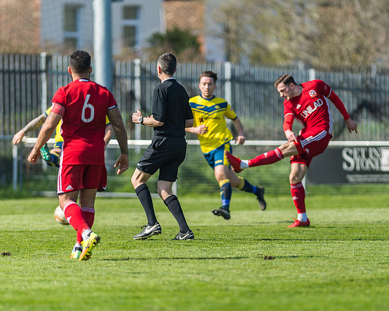 Moneyfields 2 Rams 4