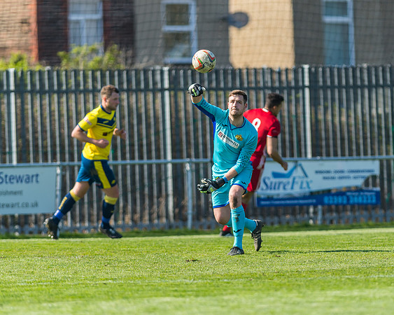 Moneyfields 2 Rams 4
