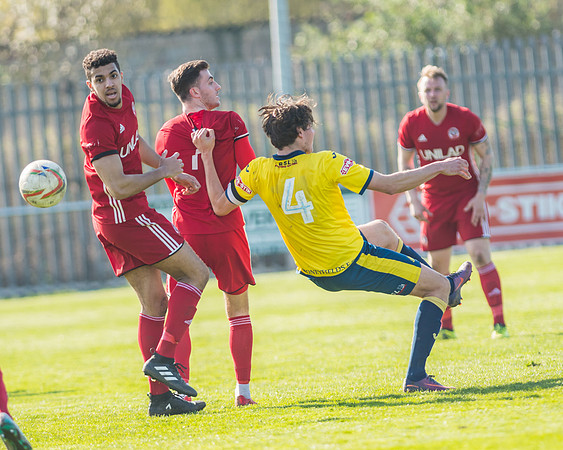 Moneyfields 2 Rams 4