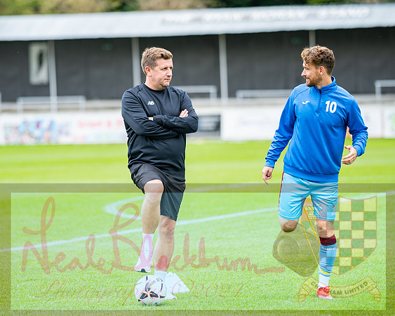 Cheshasm Utd 3 Aveley 2 (11 of 460)