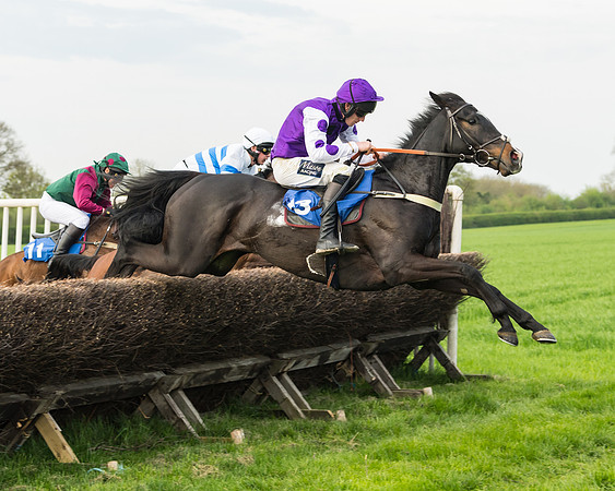 Kimblewick Easter Meeting 2017