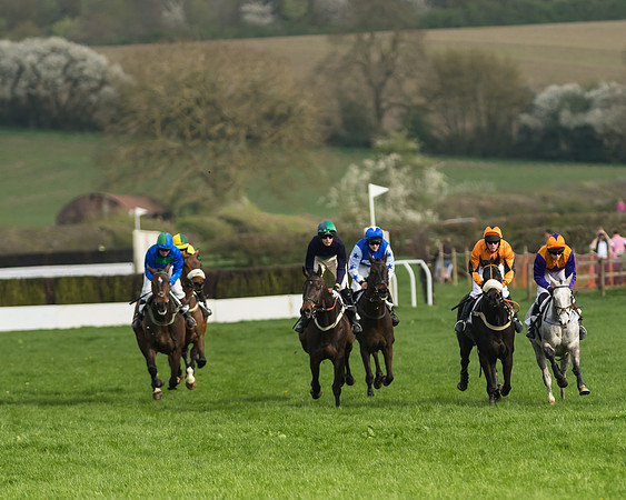 The Restricted Race at the Pytchley Meeting 2018