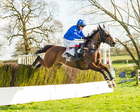 Open Maiden at the Pytchley Meeting 2018
