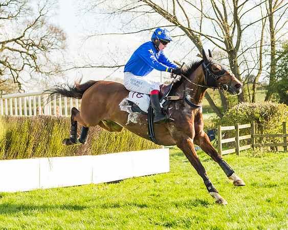Open Maiden at the Pytchley Meeting 2018