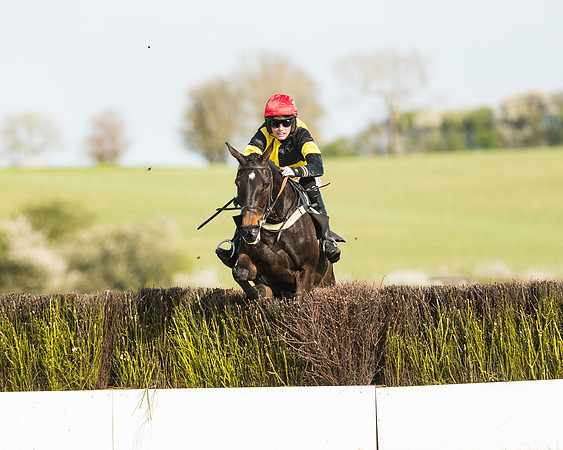 Open Maiden at the Pytchley Meeting 2018
