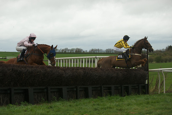 Race 2 - Confined 34