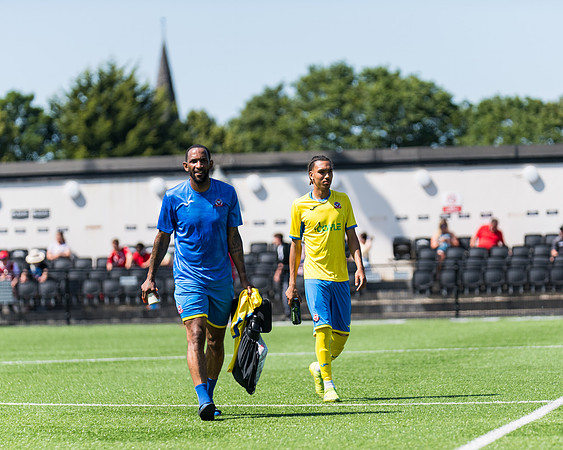 Bracknell Town 4 Rams 2  (16 of 250)
