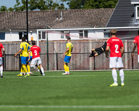 Bracknell Town 4 Rams 2  (31 of 250)