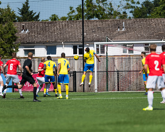 Bracknell Town 4 Rams 2  (32 of 250)