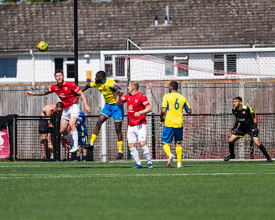 Bracknell Town 4 Rams 2  (102 of 250)