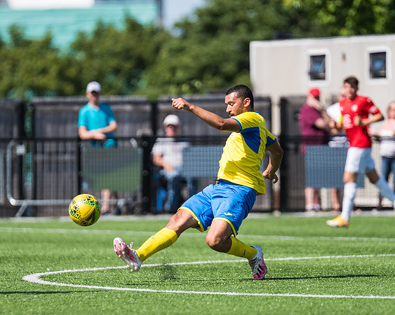 Bracknell Town 4 Rams 2  (103 of 250)