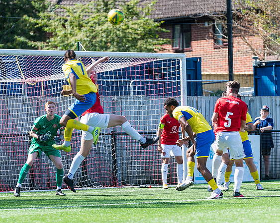 Bracknell Town 4 Rams 2  (112 of 250)