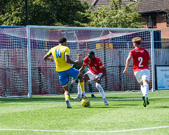 Bracknell Town 4 Rams 2  (120 of 250)
