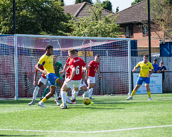 Bracknell Town 4 Rams 2  (121 of 250)
