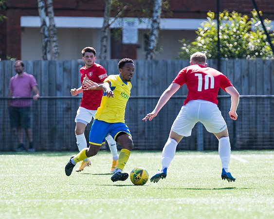 Bracknell Town 4 Rams 2  (135 of 250)