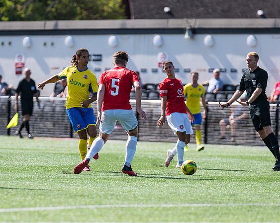 Bracknell Town 4 Rams 2  (137 of 250)