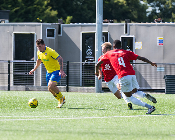 Bracknell Town 4 Rams 2  (138 of 250)