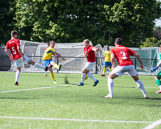 Bracknell Town 4 Rams 2  (148 of 250)