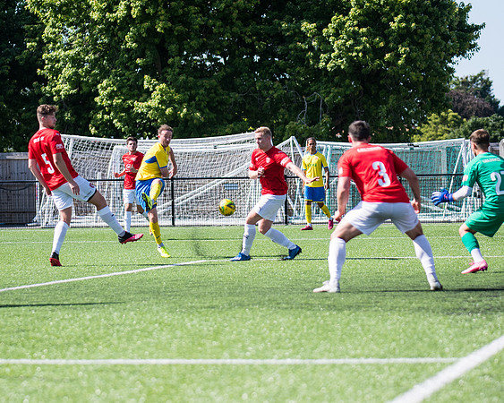 Bracknell Town 4 Rams 2  (149 of 250)