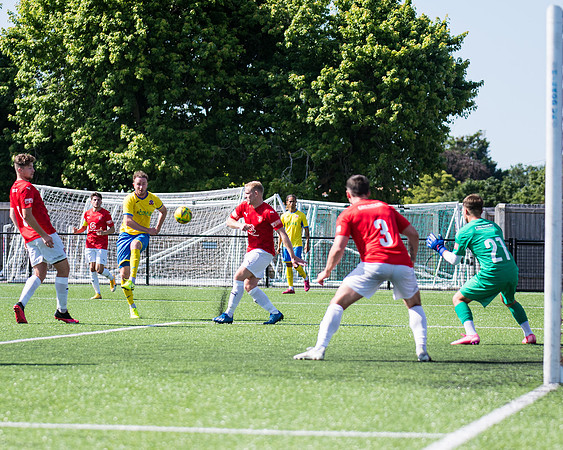 Bracknell Town 4 Rams 2  (151 of 250)