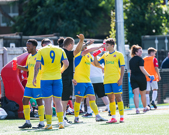 Bracknell Town 4 Rams 2  (164 of 250)