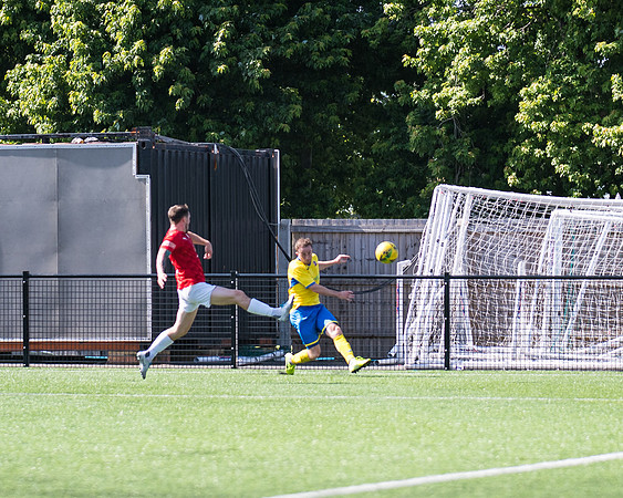 Bracknell Town 4 Rams 2  (165 of 250)