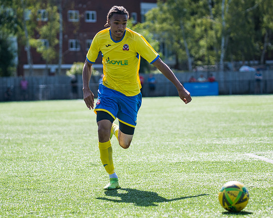 Bracknell Town 4 Rams 2  (170 of 250)